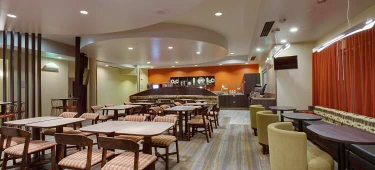 什里夫波特伯锡尔城/路易斯安那唐斯万豪SpringHill酒店(SpringHill Suites Shreveport-Bossier City/Louisiana Downs)图片