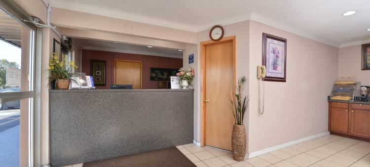 印第安诺拉美洲最佳价值酒店(Americas Best Value Inn Indianola)图片