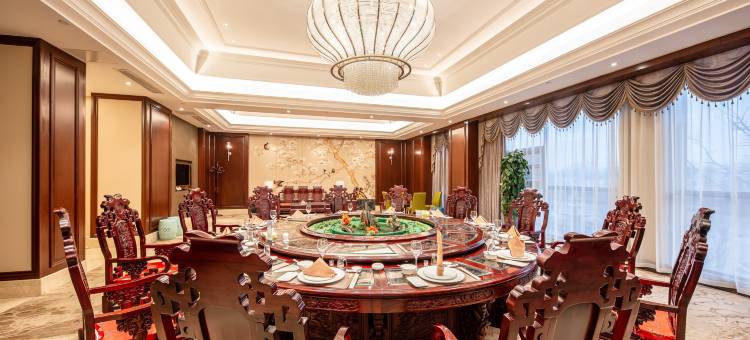 灌云皇冠世纪酒店(万达广场店)图片