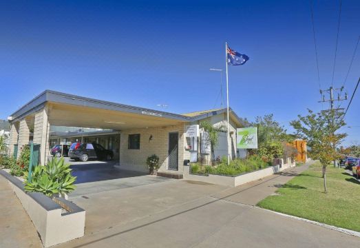 7th Street Motel Hotel Overview