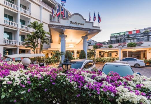 Romeo Palace Hotel Pattaya Hotel Overview