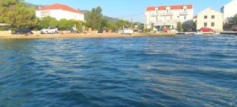 梅纳洛别墅酒店(Villa Menalo)图片