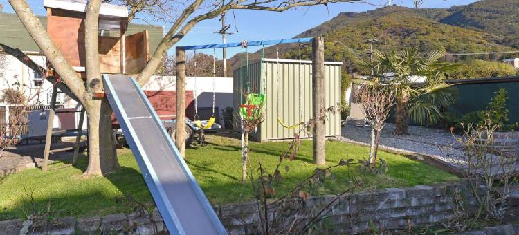 蓝色月亮小屋(Blue Moon Lodge)图片