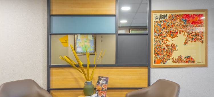 B&B 酒店 土伦奥利乌勒(B&B HOTEL Toulon Ollioules)图片