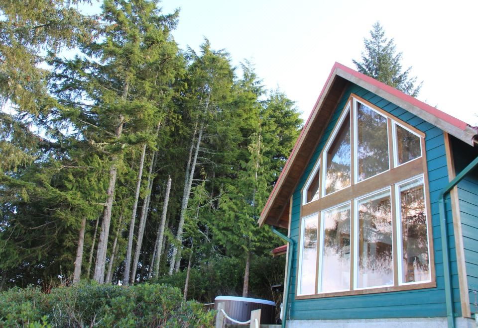 Private Oceanfront Cabin with Hot Tub - Doc Holiday CabinHotel Overview