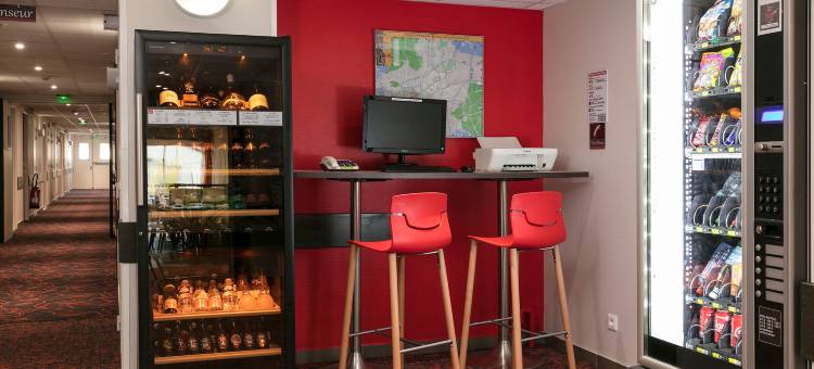 克莱蒙埃斯坦酒店(Hotel Clermont Estaing)图片