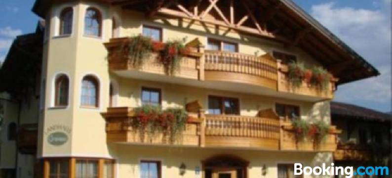 蓝哈古酒店(Landhaus Grünau)图片