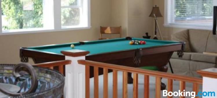 科维昌伊格尔奈斯特庄园酒店(Eaglenest Manor Cowichan)图片