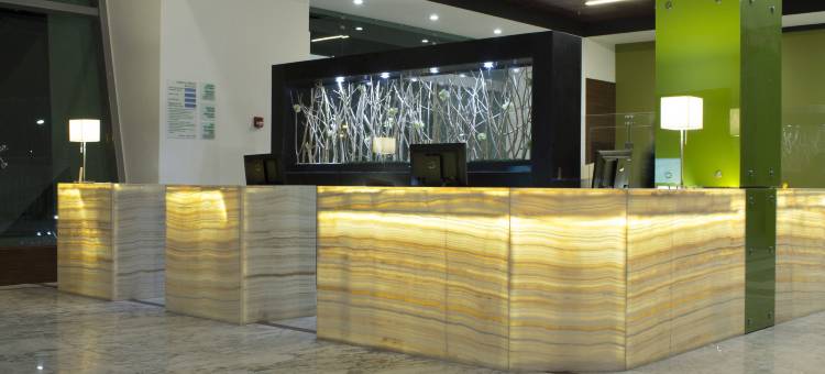 克雷塔罗克里斯塔尔假日酒店(Holiday Inn Queretaro Zona Krystal)图片