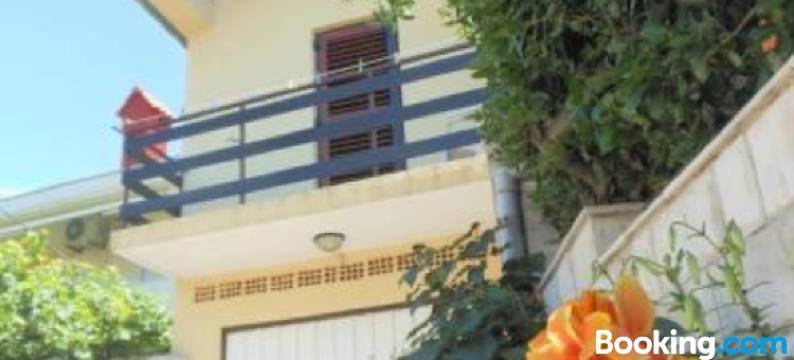 洛雷娜客房酒店(Lorena Rooms)图片