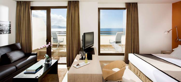 拉斯帕尔马斯蒂戈坦克里斯蒂娜酒店-限成人(Hotel Cristina by Tigotan Las Palmas - Adults Only)图片