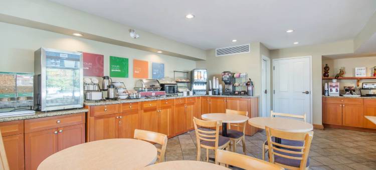 北温哥华凯富套房酒店(Econo Lodge Inn & Suites - North Vancouver)图片