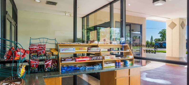 OYO欧文斯伯勒西联排别墅(OYO Townhouse Owensboro West)图片