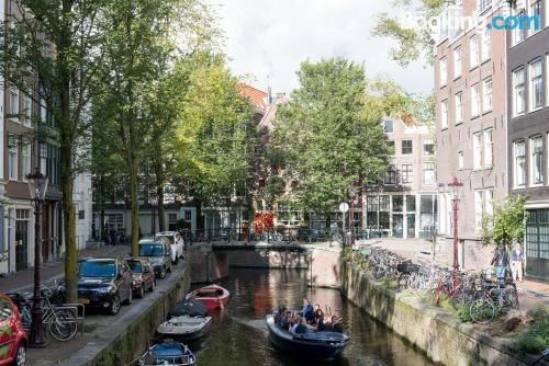 阿姆斯特丹艺术家旅馆(Artist House Amsterdam)预订价格,联系电话位置地址【携程酒店】