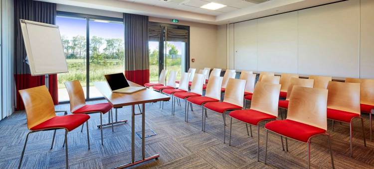 宜必思里昂东梅济厄酒店(Ibis Lyon Est Meyzieu)图片