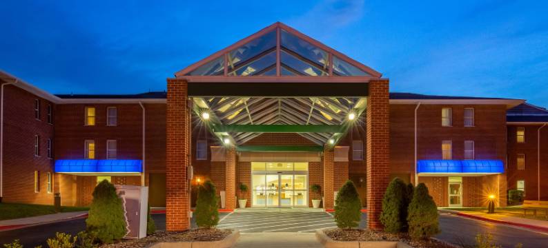 Holiday Inn Express in Hoge Hall On Ft. Leavenworth.图片