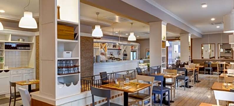 达摩豪华酒店(Dharma Luxury Hotel)图片