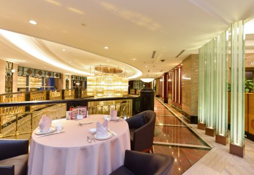 Central Hotel Shanghai Hotel Overview