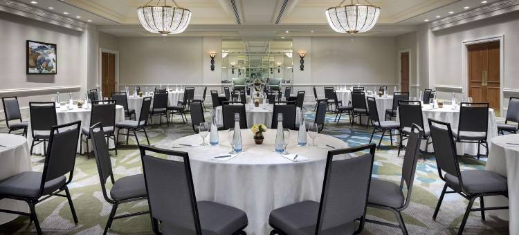 费尔蒙特海滨酒店(Fairmont Waterfront)图片