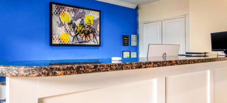 罗德威酒店及套房休斯顿靠近医疗中心(Rodeway Inn & Suites Houston Near Medical Center)图片