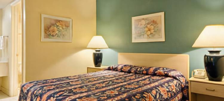 Travelodge by Wyndham Sellersburg / Louisville North图片