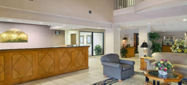 佛罗伦萨拉昆塔温德姆套房酒店(La Quinta Inn & Suites by Wyndham Florence)图片