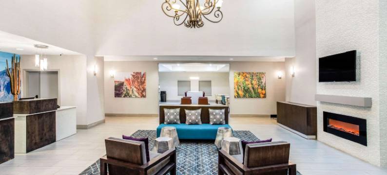 希尔斯伯勒拉昆塔温德姆套房酒店(La Quinta Inn & Suites by Wyndham Hillsboro)图片