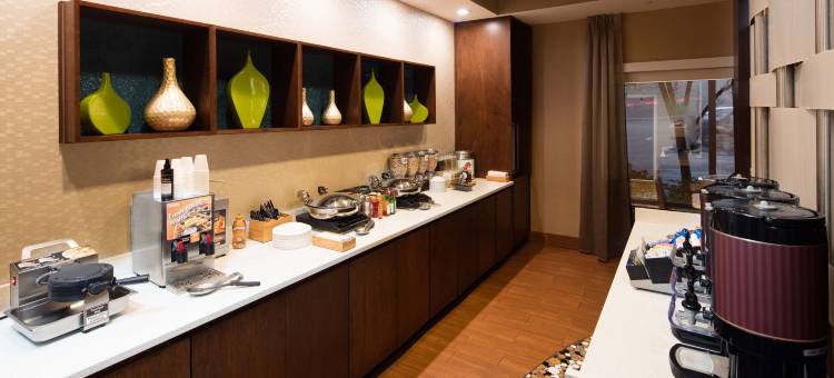 博塞尔假日酒店及套房(Holiday Inn & Suites Bothell)图片