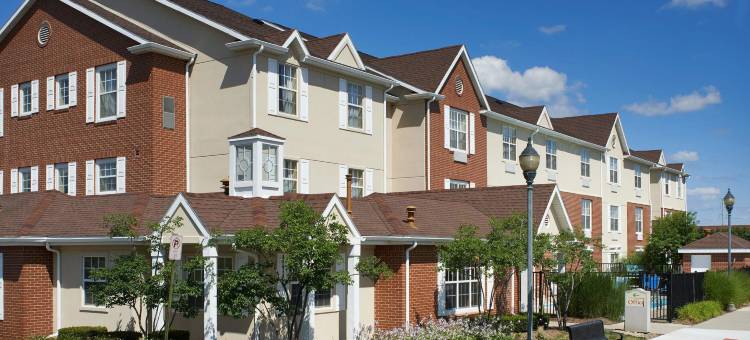 底特律诺维索尼斯塔简单套房酒店(Sonesta Simply Suites Detroit Novi)图片