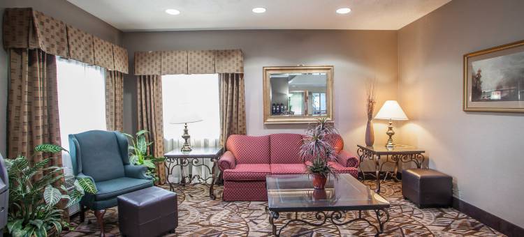 利斯萨米特舒适套房酒店-堪萨斯城(Comfort Inn & Suites Lees Summit - Kansas City)图片