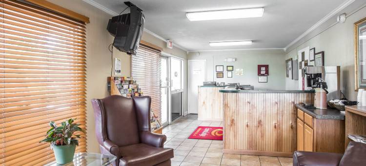 6号汽车旅馆萨默维尔，南卡罗来纳州 – 杜鹃广场(Motel 6 Summerville, SC Charleston)图片