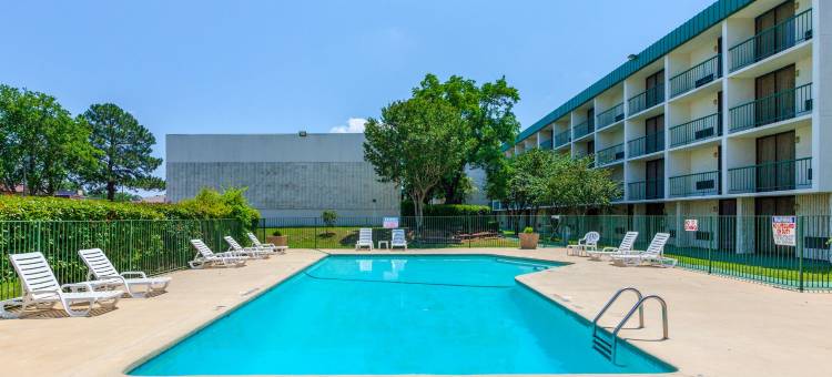 泰勒林代尔凯艺酒店(Quality Inn Tyler - Lindale)图片