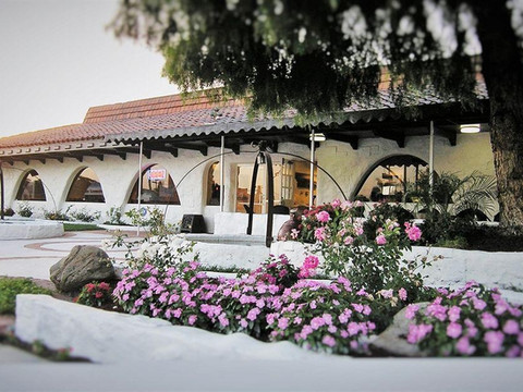 阿纳海姆胡椒树精品厨房公寓酒店