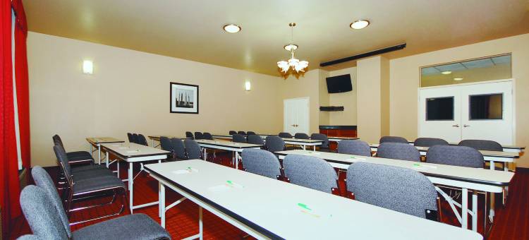 亨茨维尔机场麦迪逊拉昆塔温德姆套房酒店(La Quinta Inn & Suites by Wyndham Huntsville Airport Madison)图片