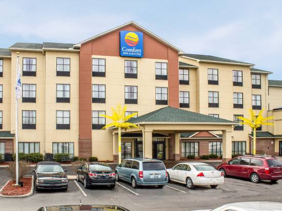 Comfort Inn And Suites Kent Hotel Reviews And Room Rates Trip Com
