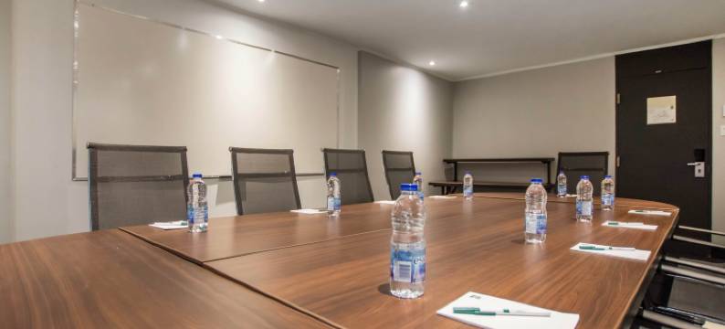 希尔顿旗下Spark蒙特利尔布罗瑟德酒店(Spark by Hilton Montreal Brossard)图片