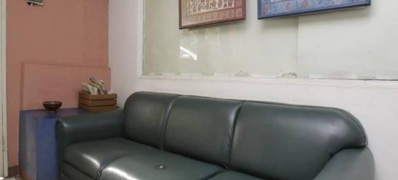 卡萨全景科斯特埃克鲁斯蒂夫(RedDoorz @ Lebak Bulus Raya 2)图片