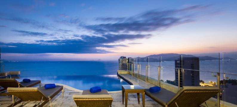 芽庄罗萨卡酒店(Rosaka Nha Trang Hotel)图片