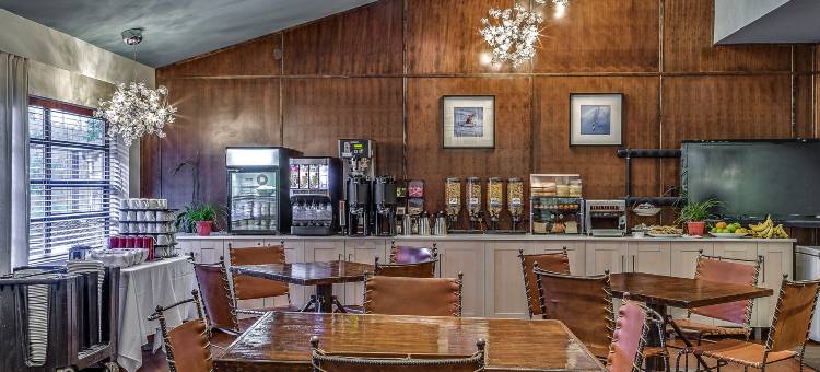 惠斯勒李斯特尔酒店(Listel Whistler, a Coast Hotel)图片