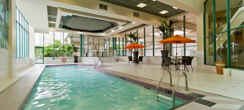 罗瑟达尔罗布森套房酒店(Rosedale on Robson Suite Hotel)图片