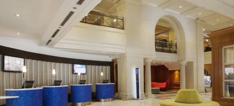 诺富特多伦多中心酒店(The Novotel Toronto Centre)图片