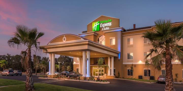 智选假日套房酒店雷德布拉夫(Holiday Inn Express & Suites RED BLUFF-SOUTH REDDING AREA by IHG)