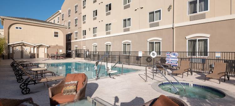 洛杉矶机场霍索恩智选假日套房酒店(Holiday Inn Express Hotel & Suites Los Angeles Airport Hawthorne)图片