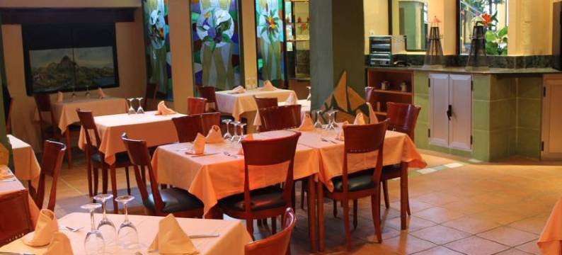 莱昂多米多乡村青年旅舍(Leon Dormido Rooms & Apartments)图片