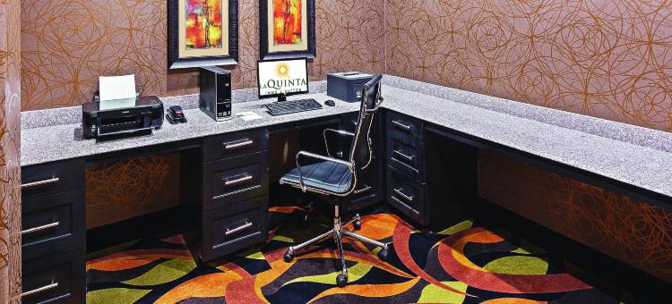 麦卡莱斯特拉昆塔温德姆套房酒店(La Quinta Inn & Suites by Wyndham McAlester)图片