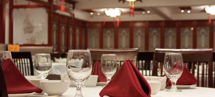 维多利亚红狮套房酒店(Red Lion Inn and Suites Victoria)图片