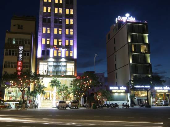 伊峴港皇家酒店