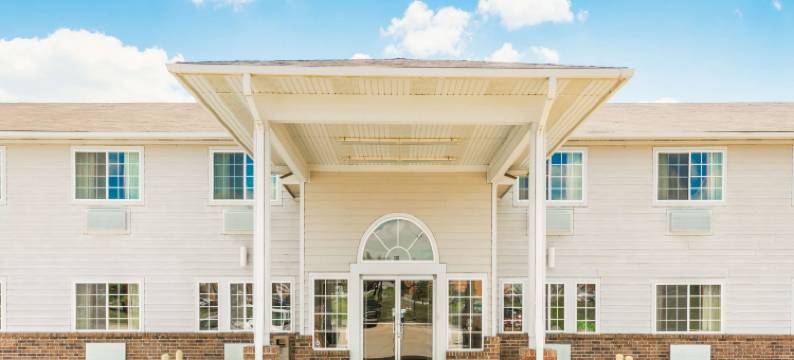 普拉特城堪萨斯城区温德姆速8酒店(Super 8 by Wyndham Platte City/KCI Airport North)图片