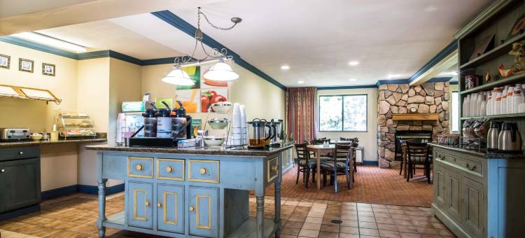 科特兰品质酒店 - 大学区(Quality Inn Cortland - University Area)图片