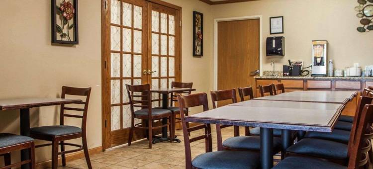 埃尔德里奇达文波特北凯艺套房酒店(Quality Inn & Suites Eldridge Davenport North)图片